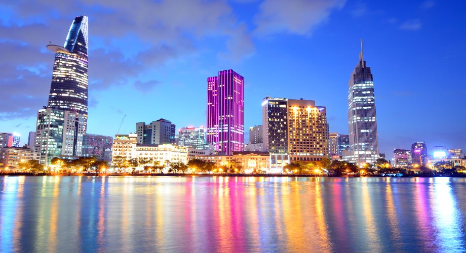 Dịch vụ chuyển phát nhanh Sài Gòn - Hà Nội đường hàng không