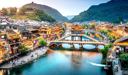 Dịch vụ gửi hàng đi Trung Quốc nhanh chóng, giá giảm tới 50%