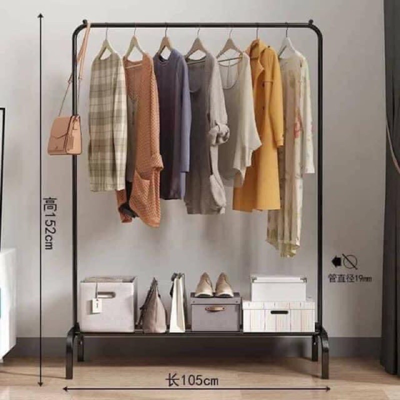 Vận chuyển quần áo, giày dép đi Canada giá rẻ, nhanh chóng