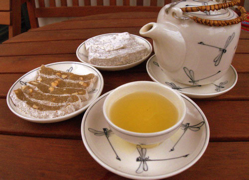 Chuyển phát nhanh bánh chè lam từ Nội Bài đi Tân Sơn Nhất