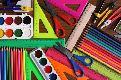 Chuyển phát nhanh dụng cụ học tập từ Nội Bài đến Tân Sơn Nhất