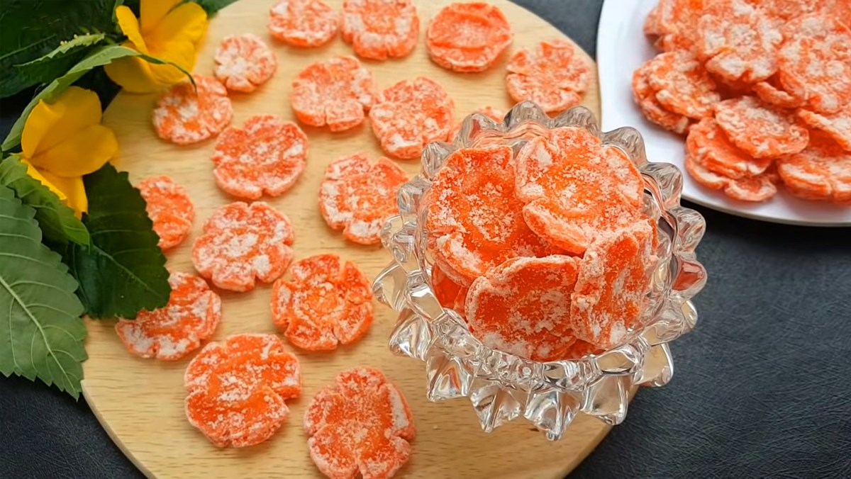 Gửi mứt cà rốt từ Hà Nội đi Philipines ưu đãi 5% Tết Quý Mão