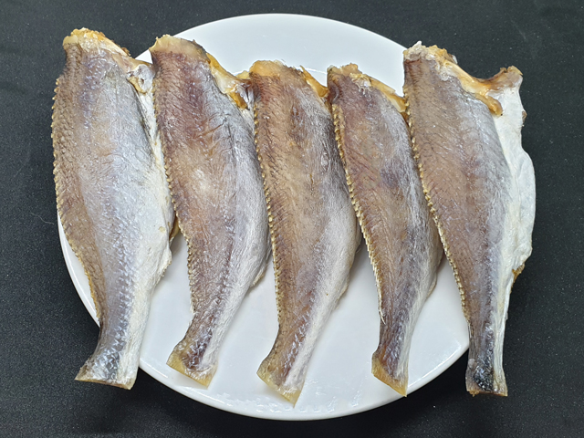 Gửi khô cá đù từ Bình Dương đi Huế giá tốt số 1